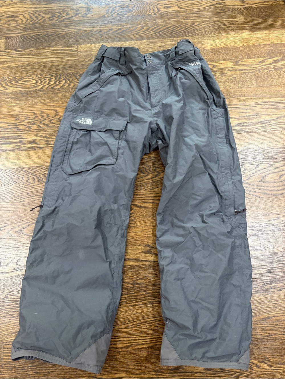 The North Face Men’s Charcoal Gray Cargo Snow Pants